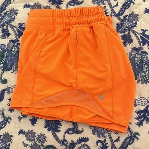 RARE - Orange LULULEMON Shorts - Low-rise - 4in - size 4